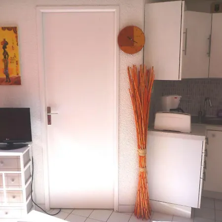 דירה 4 Pers Avec Piscine, Acces Direct, Parking, Et Terrasse - - Fr-1-387-70 *